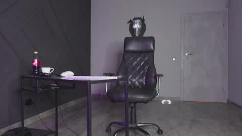 Matthew .. for short call me Matt online show from October 31, 8:54 pm