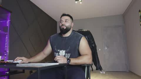 Matthew .. for short call me Matt online show from January 13, 7:08 pm