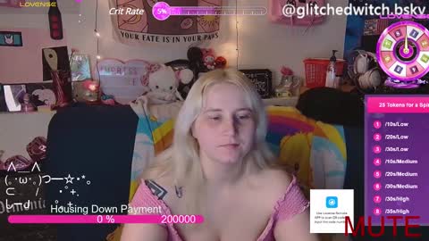 Glitch online show from January 7, 2:53 am