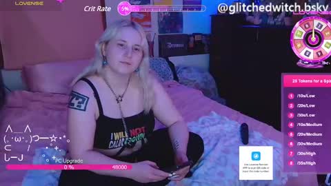 Glitch online show from January 26, 4:41 am