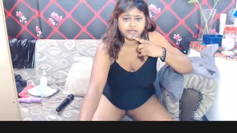 glitter candy online show from January 12, 8:36 pm