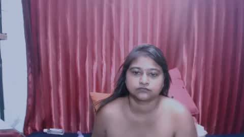 Snapshot of glitter_candy chatting on February 15, 9:41 am glitter candy online show from February 15, 9:41 am