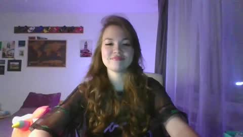 glitter_doll online show from January 24, 4:49 pm