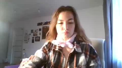 glitter_doll online show from February 2, 10:57 am