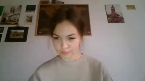 glitter_doll online show from February 7, 11:56 am