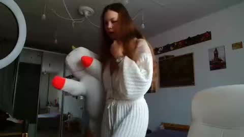 glitter_doll online show from March 8, 10:43 am
