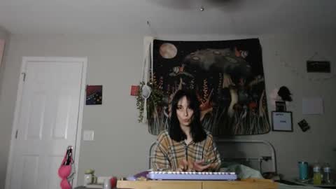 anna online show from April 7, 9:10 am