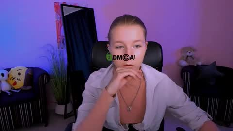 your dream  online show from October 18, 8:37 am