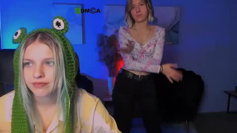 your dream  online show from November 14, 10:25 am