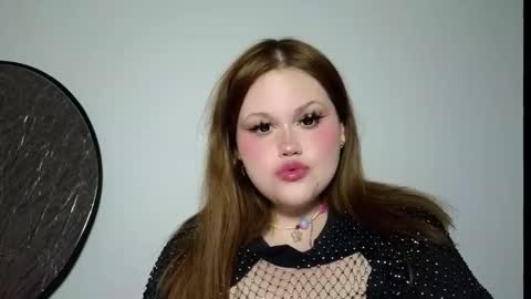 Snapshot of gloria_thomas chatting on February 4, 9:53 pm gloria_thomas online show from February 4, 9:53 pm