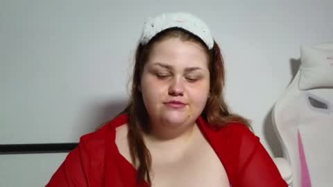 Snapshot of gloria_thomas chatting on March 25, 6:52 am gloria_thomas online show from March 25, 6:52 am