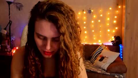 Snapshot of gloria_wood chatting on December 21, 9:58 pm Gloria Wood online show from December 21, 9:58 pm