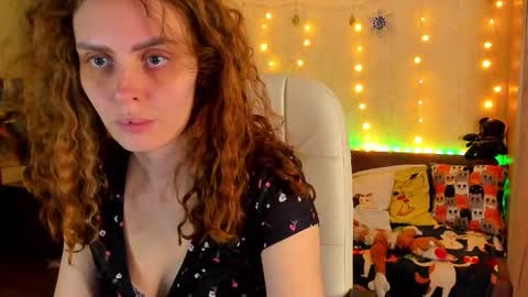Snapshot of gloria_wood chatting on December 24, 8:38 pm Gloria Wood online show from December 24, 8:38 pm