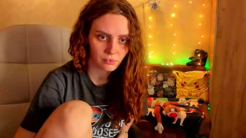 Snapshot of gloria_wood chatting on January 2, 10:01 pm Gloria Wood online show from January 2, 10:01 pm