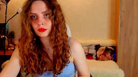 Snapshot of gloria_wood chatting on March 2, 6:19 pm Gloria Wood online show from March 2, 6:19 pm