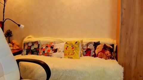 Snapshot of gloria_wood chatting on March 6, 11:53 pm Gloria Wood online show from March 6, 11:53 pm