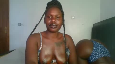 glossybabe77 online show from March 18, 9:01 am