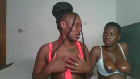 glossybabe77 online show from March 22, 11:30 pm