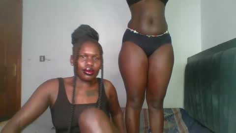 glossybabe77 online show from March 26, 12:17 am