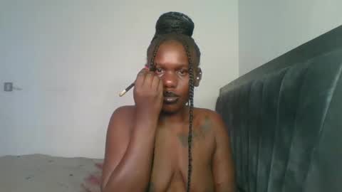 glossybabe77 online show from March 27, 9:21 am