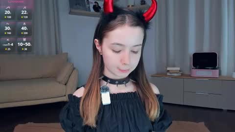 Ann Eliz and Gigi online show from May 2, 7:52 pm