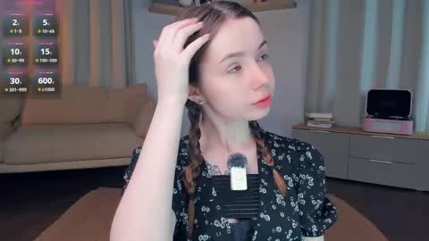 Ann Eliz and Gigi online show from May 10, 8:14 pm