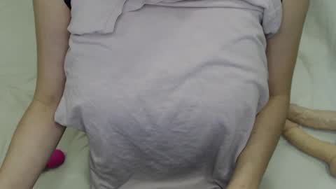 Snapshot of goath_08 chatting on March 8, 2:04 am goath_08 online show from March 8, 2:04 am