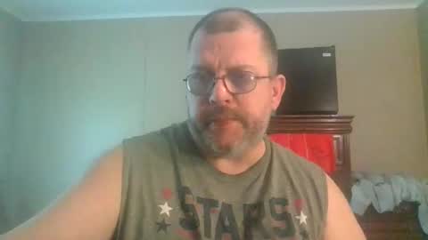 IDKIDCIDGAF online show from April 26, 4:04 pm