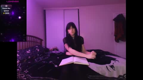 Snapshot of goblinguurl chatting on March 6, 8:19 am GoblinGirl online show from March 6, 8:19 am