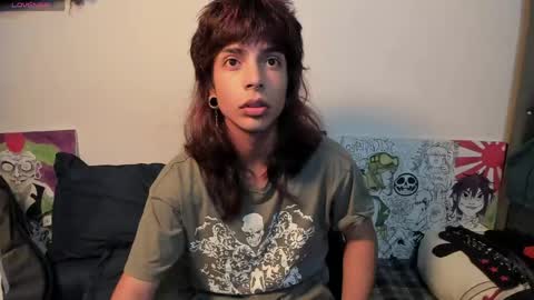 Snapshot of god_dereck chatting on May 10, 10:20 am god_dereck online show from May 10, 10:20 am