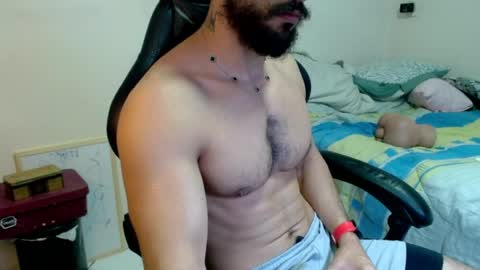 god hunkules online show from May 8, 6:57 pm