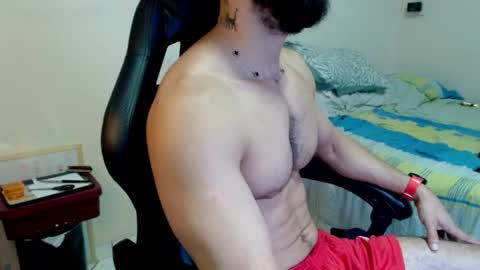 god hunkules online show from May 15, 7:10 pm