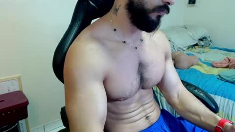god hunkules online show from May 18, 3:51 pm
