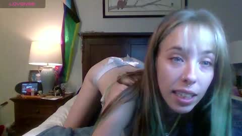 goddess_celeste99 online show from December 4, 10:29 pm