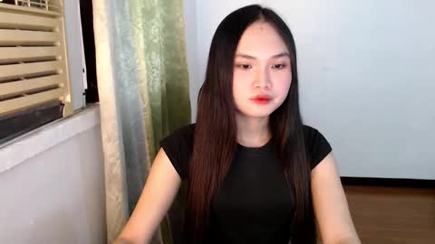 Snapshot of goddess_hela chatting on March 22, 7:12 am Hela online show from March 22, 7:12 am