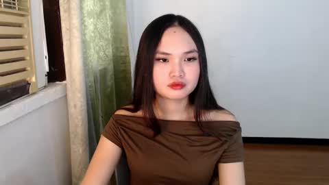 Snapshot of goddess_hela chatting on March 25, 5:57 am Hela online show from March 25, 5:57 am