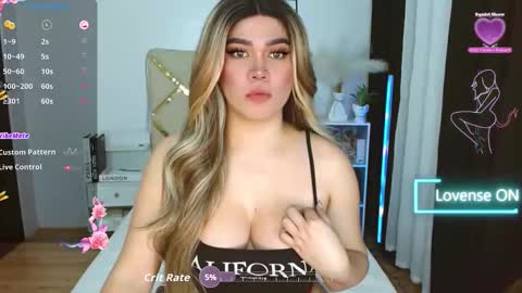 Lyka Fox online show from February 5, 11:53 pm