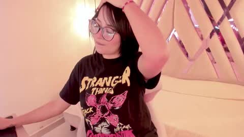 Snapshot of goddess_martina chatting on February 18, 12:23 pm M A R T I N A online show from February 18, 12:23 pm