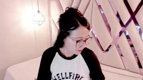 M A R T I N A  online show from May 19, 12:44 pm
