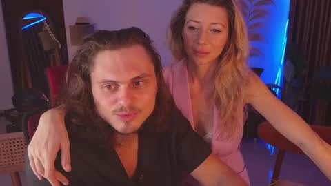   330 UTC2 girls   online show from March 2, 3:56 am