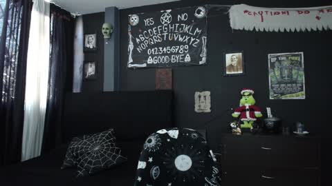 Mortem model independientfollow me on my telegram channel   online show from December 31, 4:04 pm