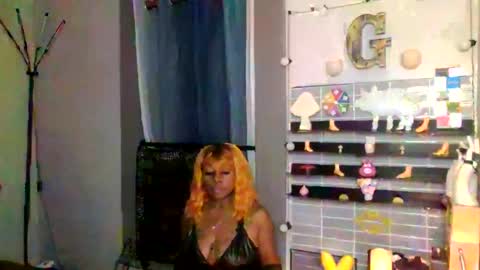 Snapshot of goddess_princess_sin chatting on November 2, 3:53 am Goddess Princess Sin online show from November 2, 3:53 am