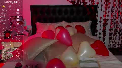 Snapshot of goddess_squirt_ chatting on February 12, 1:11 am Katrin online show from February 12, 1:11 am