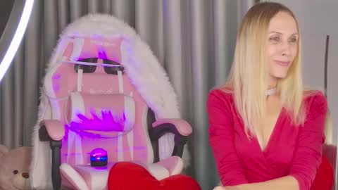 Katarina online show from November 8, 7:08 am