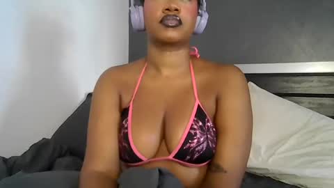 Goddess Daisy Sky online show from August 2, 5:00 pm