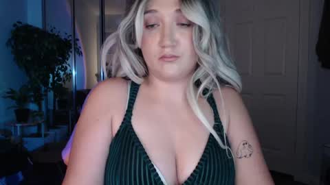 Goddess Emmy online show from May 11, 4:07 am