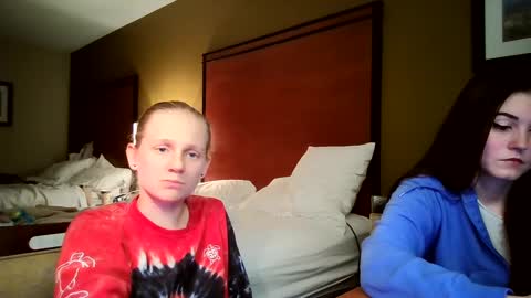 feyaa22 online show from October 6, 4:54 am