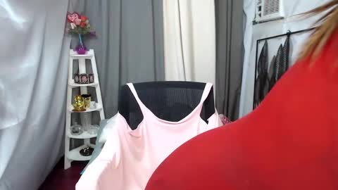 Snapshot of goddessjasmin chatting on January 4, 6:19 am Goddessjasmin online show from January 4, 6:19 am