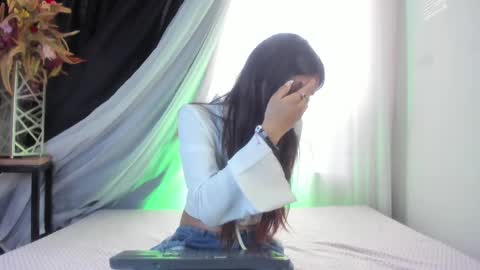 Julieta online show from March 2, 6:19 pm