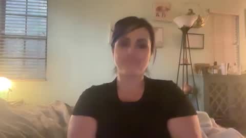 Snapshot of goddessmedusa21 chatting on October 30, 1:07 am goddessmedusa21 online show from October 30, 1:07 am